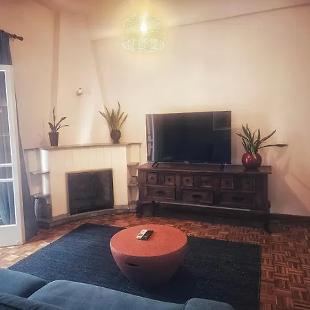 شقة Bluewood Retreat|cozy Vintage 3bdr Heart