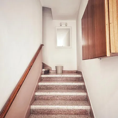 Bluewood Retreat|cozy Vintage 3bdr Heart شقة نيقوسيا