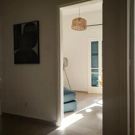 Bluewood Retreat|cozy Vintage 3bdr Heart نيقوسيا