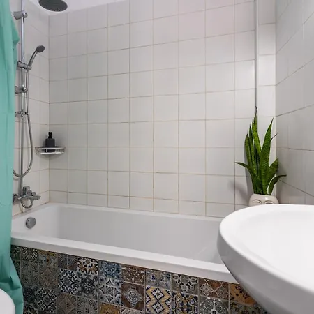 Bluewood Retreat|cozy Vintage 3bdr Heart Apartment