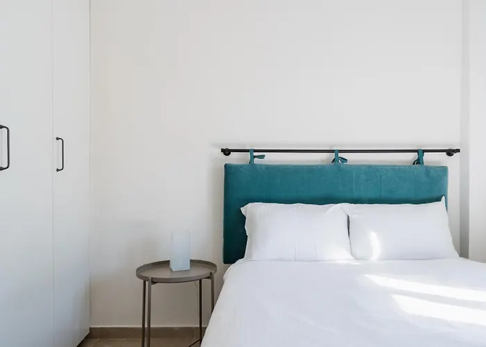 Bluewood Retreat|cozy Vintage 3bdr Heart Apartamento Nicosia