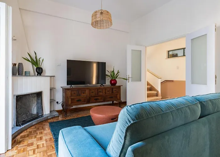 Bluewood Retreat|cozy Vintage 3bdr Heart Apartamento Nicosia